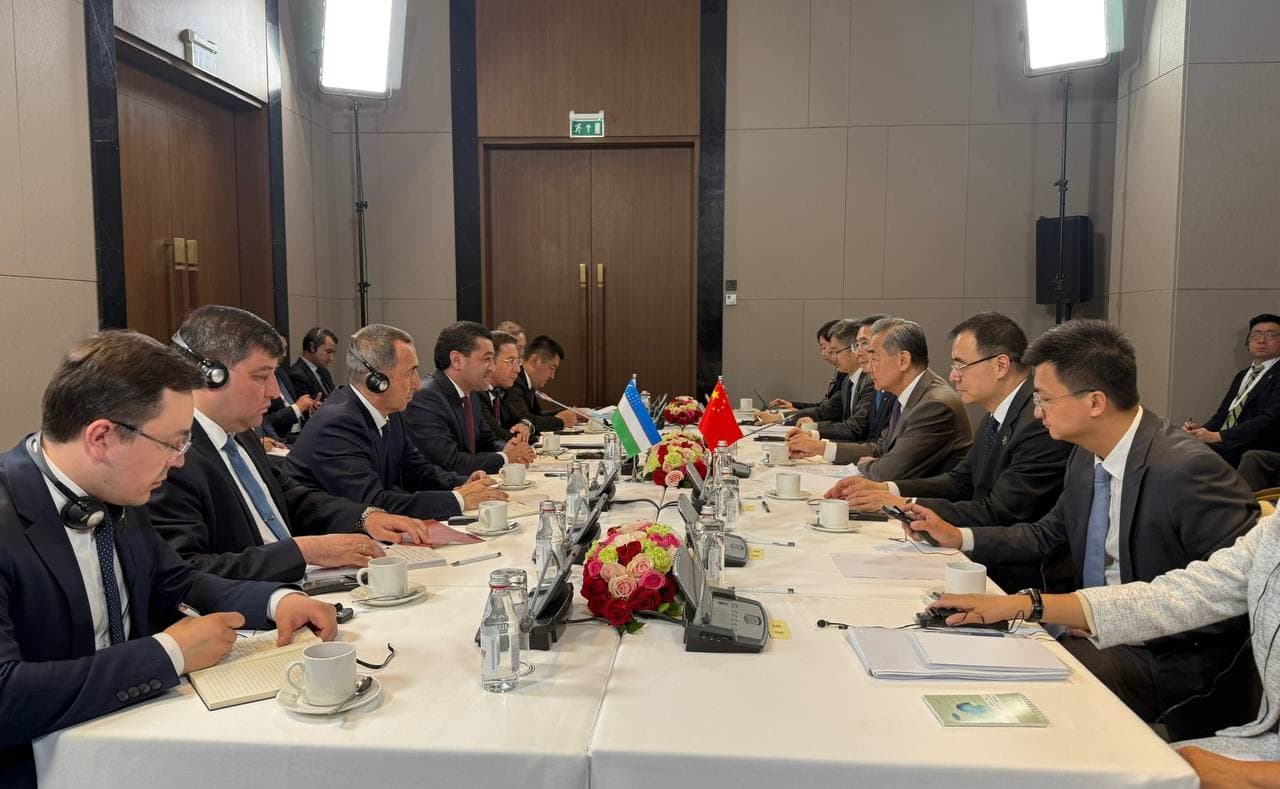 Олмаотада Ўзбекистон ва Хитой ташқи ишлар вазирлари учрашди