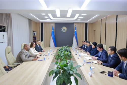 “Lamar Holding” компанияси Президенти Лина Нуреддин билан учрашув.