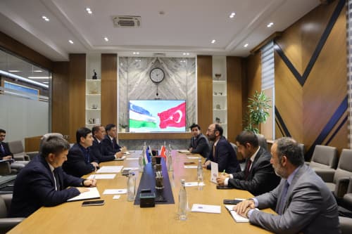 Nakkaş Holding kompaniyasi delegatsiyasi bilan uchrashuv