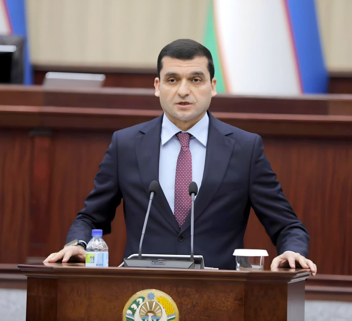 Oliy Majlis Qonunchilik palatasining navbatdagi majlisida aholining yuqori sifatli tibbiy xizmat olish huquqlarini samarali himoya qilishga qaratilgan qonun loyihasi birinchi o'qishda konseptual jihatdan ko'rib chiqildi