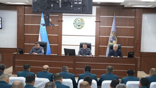 В УВД Навоийской области под руководством заместителя министра внутренних дел состоялось критическое, аналитическое совещание