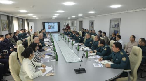 IIV JXD Yoʻl harakati xavfsizligi xizmatida “Yoʻl harakati xavfsizligini taʼminlash tizimining bugungi holati: muammolar, sabablar, ilmiy-amaliy hamkorlik va samarali yechimlar” mavzusidagi ilmiy-amaliy anjuman tashkil etildi