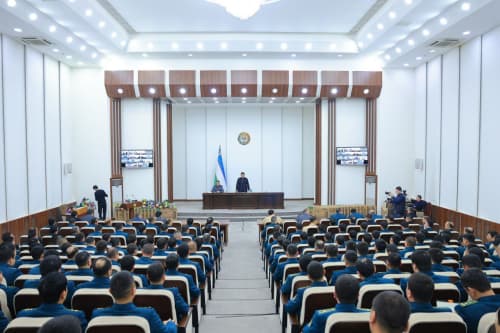 Namangan viloyatida jamoat xavfsizligini taʼminlash, jinoyatchilikning barvaqt oldini olish va yoshlar bilan tizimli ishlash masalalariga bagʻishlangan tadbirlar boʻlib oʻtdi