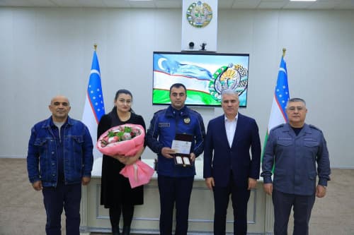 Xizmatda jasorat koʻrsatgan Buxoro viloyati Vobkent tumani profilaktika inspektori munosib ragʻbatlantirildi