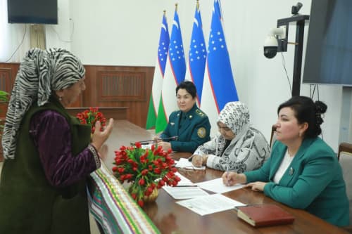 В Сурхандарьинской области в рамках профилактического мероприятия «Турмуш» проведена встреча с женщинами, а также организован приём