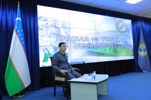 В Академическом лицее №1 МВД в рамках мероприятия "Четверг – день молодежи" состоялась встреча "Руководитель и молодежь"