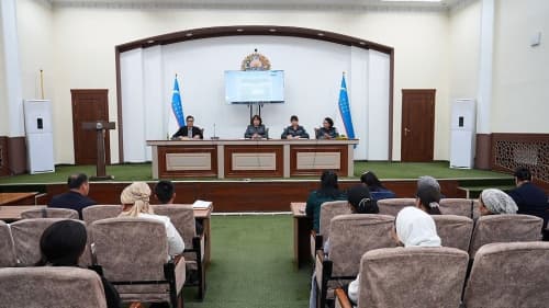 Руководством Департамента общественной безопасности МВД в Андижанской области проводятся агитационно-пропагандистские мероприятия по защите прав женщин и несовершеннолетних