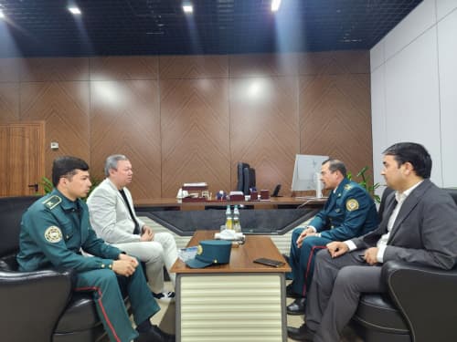 Менежмент ва Замонавий Технологиялар Университети (UMFT) долзарб мавзуда давра суҳбати ўтказилди