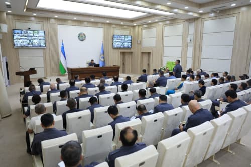 Ички ишлар вазирлигида хизмат фаолияти самарадорлигини ошириш, ҳуқуқбузарликлар профилактикасини кучайтириш ҳамда киберхавфсизлик масалаларига бағишланган видеоселектор йиғилиши ўтказилди