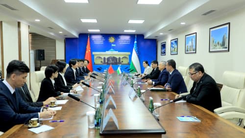 A delegation from the Hong Kong Police Force visited the Academy of the Ministry of Internal Affairs