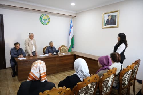 IIV akademiyasi rahbariyati boshchiligidagi ishchi guruh Mirzo Ulugʻbek tumani mahallalariga chiqib, aholi uchun xavfsiz muhitni shakllantirish borasida amalga oshirilayotgan ishlar bilan tanishdi
