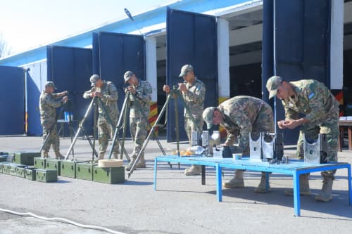В Самаркандском гарнизоне проведено мероприятие по переводу военной техники к зимнему сезону