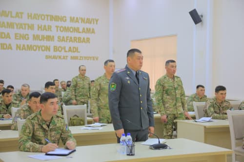 Okrugda harbiy xizmatni yuksaltirishga qaratilgan muhim yig‘ilish bo‘lib o‘tdi