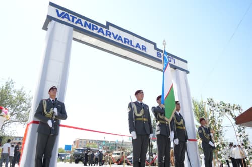 Bekobod shahrida “Vatanparvarlar” bog‘i foydalanishga topshirildi