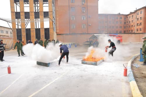 Buxoro viloyati Favqulodda vaziyatlar boshqarmasi shaxsiy tarkibi o‘rtasida yong‘in-qutqaruv sporti bo‘yicha Buxoro viloyati FVB boshlig‘i kubogi musobaqasi o‘tkazildi