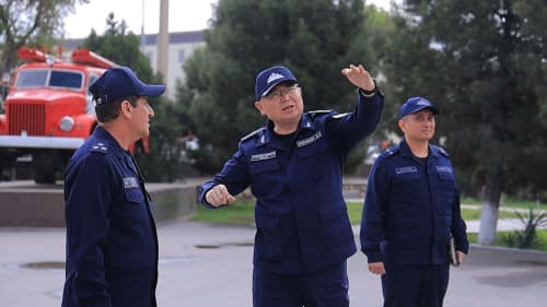 Favqulodda vaziyatlar vaziri general-mayor A.Ikramov Buxoro viloyati Favqulodda vaziyatlar boshqarmasida o‘rganish ishlarini olib bordi