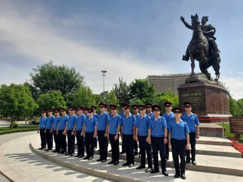 Куни кеча, ФВВ Академияси курсантларини ҳарбий-ватанпарварлик руҳида тарбиялаш ҳамда уларнинг дам олиш кунларини мазмунли ташкил этиш мақсадида “Темурийлар тарихи давлат музейи”га экскурсия уюштирилди