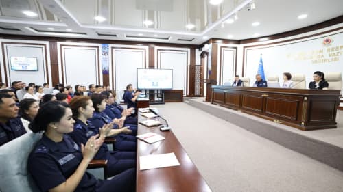 Бугун, Фавқулодда вазиятлар вазирлиги Марказий аппаратида “Хотин-қизлар ва эркаклар учун тенг ҳуқуқ ҳамда имкониятлар” мавзусида амалий-семинар ўтказилди