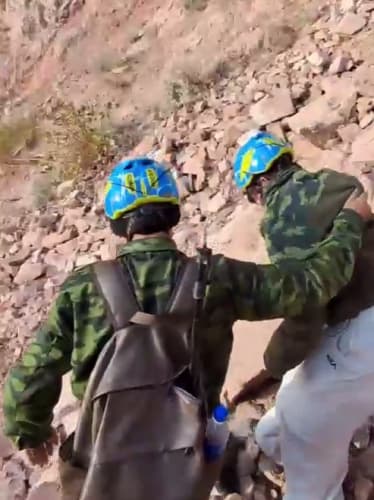 FVV qutqaruvchilari “Katta Chimyon” togʻida fuqaroga amaliy yordam koʻrsatdi