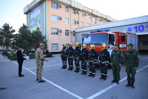Buxoro viloyati Favqulodda vaziyatlar boshqarmasi mas’ullari tomonidan Buxoro shahar Favqulodda vaziyatlar bo‘limida yong‘in-qutqaruv bo‘linmalarining xizmat faoliyati, xizmat intizomiga rioya etilishi hamda jangovar tayyorgarlik holati o‘rganildi
