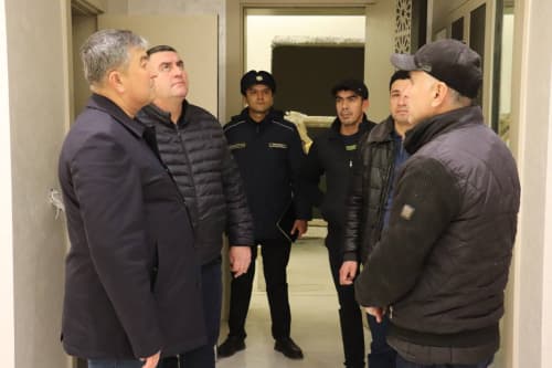 Imom al-Buxoriy majmuasi hududida barpo etilayotgan mehmonxonalar qurilishi ko'zdan kechirildi
