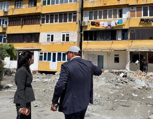 Vazir o‘rinbosari Ozoda Jo‘rayeva Qo‘qon shahri Muqimiy shaharchasida bo’lib turibdi