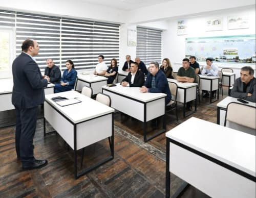 Korrupsiyaga qarshi kurashish va ochiqlik masalalari muhokama qilindi