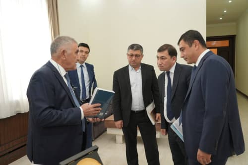 Встреча лидера и молодежи: возможности взаимного сотрудничества