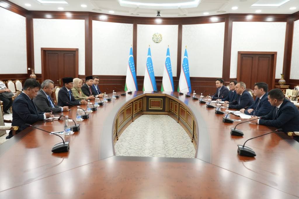 Meeting with the Minister of Tourism and Creative Economy of Indonesia