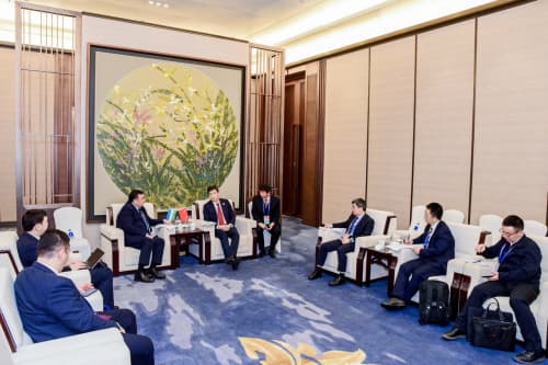 Узбекистан и Китай усиливают сотрудничество в сфере цифровой трансформации и искусственного интеллекта