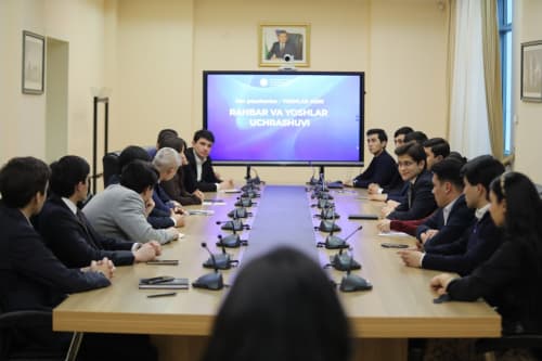 Meeting with Young Employees Held at the Ministry of Investment, Industry and Trade Following the President’s Instructions