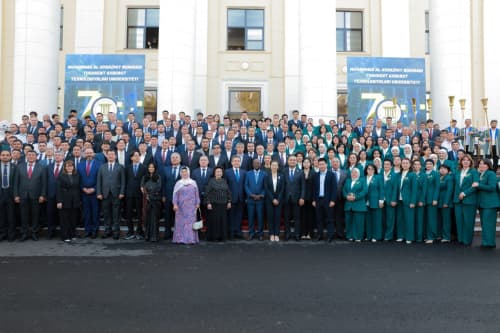 TUIT Marks 70th Anniversary with International Conference