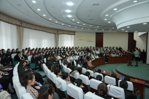 Qoraqalpog‘iston Respublikasida “Raqamli dunyoda xotin-qizlar ishtiroki va IT sohasidagi imkoniyatlar” forumi bo‘lib o‘tdi