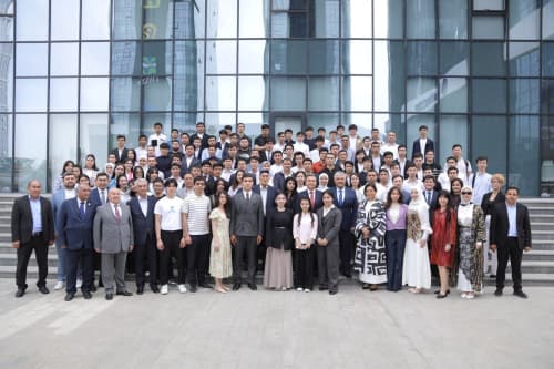 The Minister Met with Young People as Part of "Youth Day" 