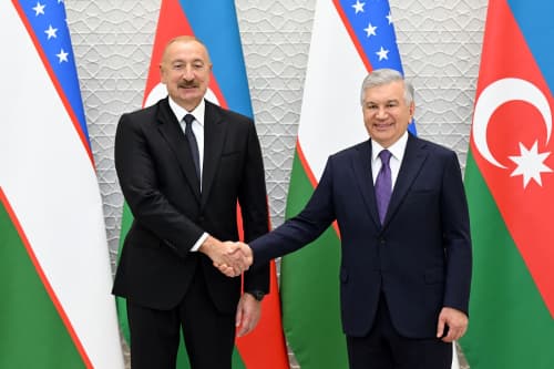 President of Azerbaijan accorded official welcome