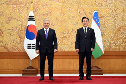 Substantial package of documents adopted to strengthen Uzbek-Korean partnership