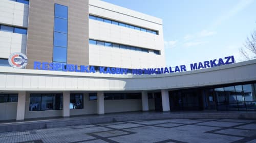 В Яшнабаде министр юстиции, хоким района и другие должностные лица провели выездной приём граждан