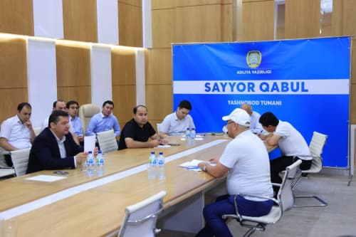 Yashnobod tumanida tadbirkorlar bilan ochiq muloqot tashkil etildi