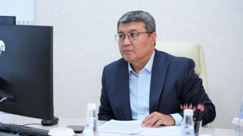 Адлия вазири вазирлик биносида навбатдаги қабулни ўтказди