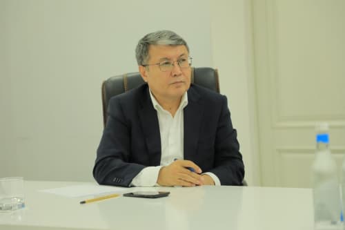 Андижон вилояти адлия бошқармасида асосий фаолият йўналишларида амалга оширилган ишлар ва келгусидаги вазифалар муҳокама қилинди