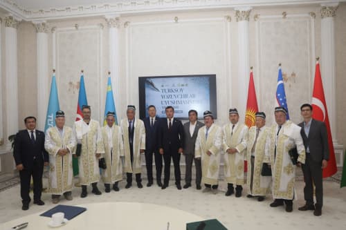 Turkiy dunyo yozuvchilari Andijonda uchrashdi