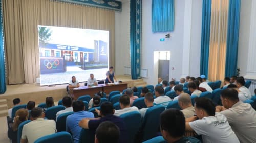 Qo'ng'irot tumanida sport maktabi trenerlari va trener-seleksionerlari uchun o‘quv-seminar tashkil etildi