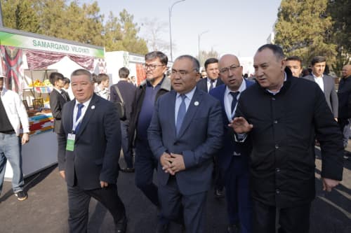 Ilm va amaliyot uyg‘unligi: Toshkent davlat agrar universitetida qishloq xo’jaligi ko‘rgazmasi tashkil etildi