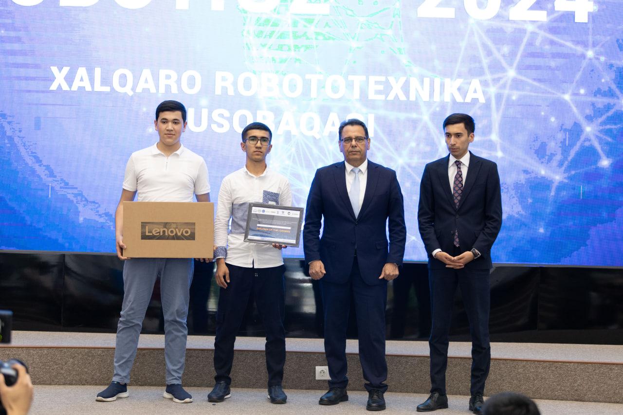 “Robot.uz-2024” robototexnika musobaqasining taqdirlash marosimi bo‘lib o‘tdi