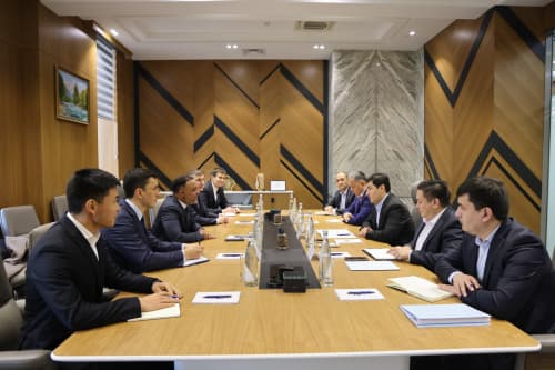 Meeting with the Delegation of SLB