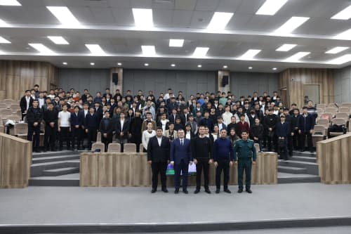 Vazir o‘rinbosari Geologiya fanlari universiteti talaba yoshlari bilan muloqot qildi