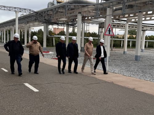 В Бухарской области изучается реализация крупных проектов в сферах геологии и энергетики