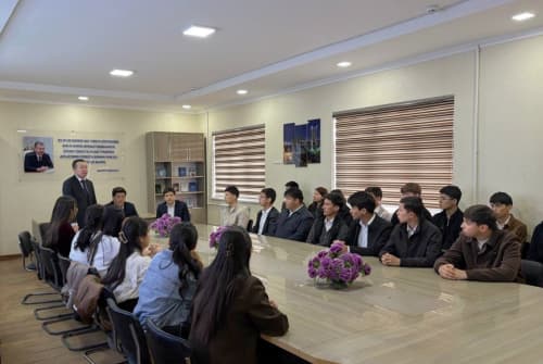 QMUda "Basshı hám jaslar" ushırasıwı bolıp ótti