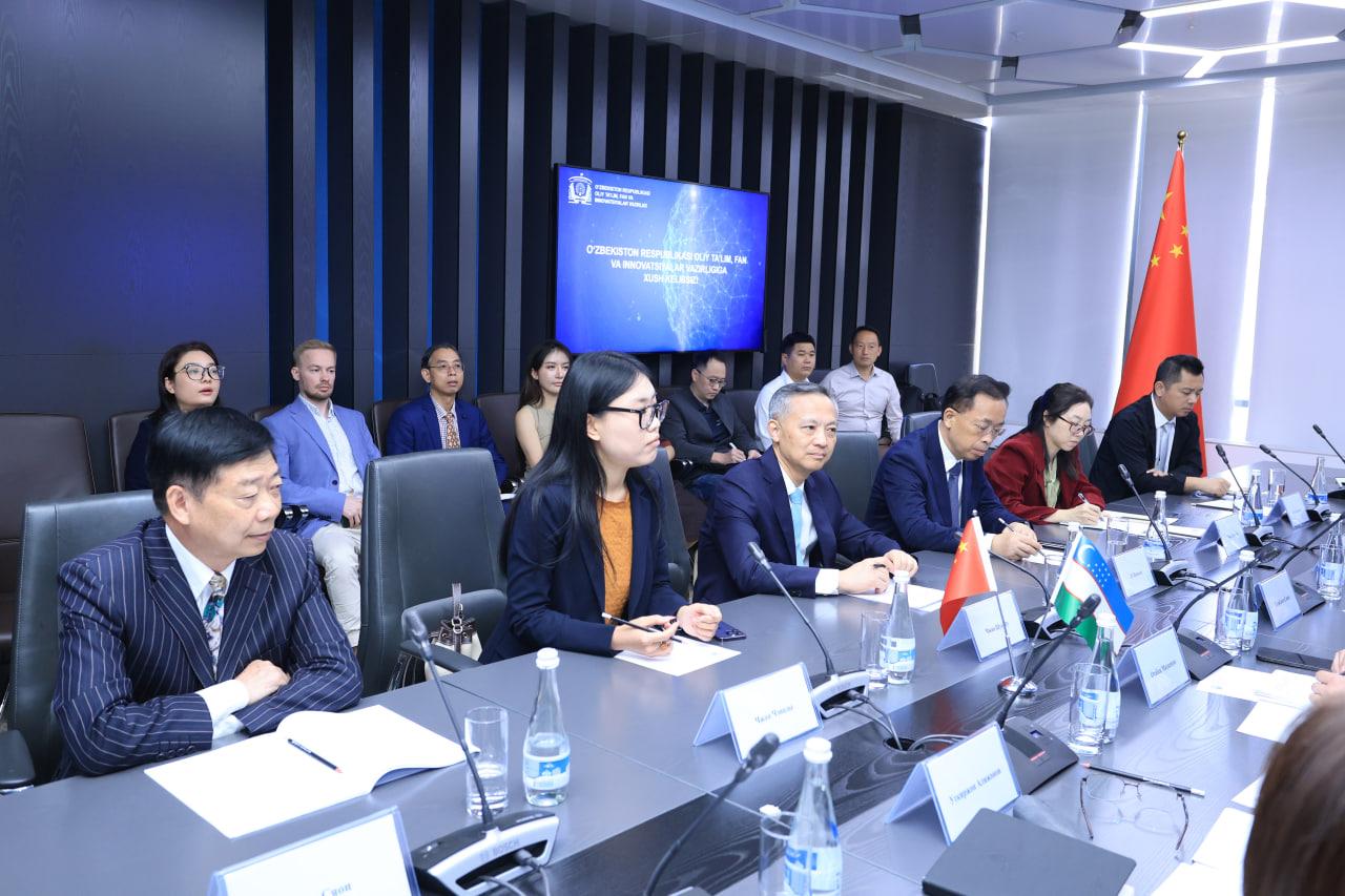 Strategic cooperation was established between China's Guangdong Alliance and the Center for Advanced Technologies under the Mig Alliance and the Center for Advanced Technologies under the Ministry of Higher Education, Science and Innovation of Uzbekistan.