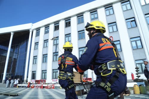 Al-Xorazmiy maktabida favqulodda vaziyatlarda to‘g‘ri va tezkor harakat qilish bo‘yicha ko‘rgazmali o‘quv-seminari tashkil etildi